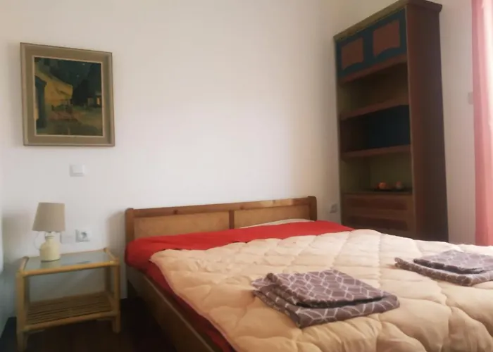 Experience An Easy Living Place Downtown In
